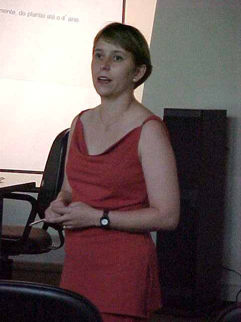 Adriana mostrando todo o seu conhecimento.....